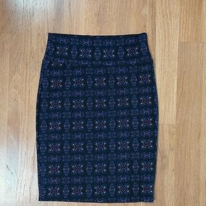 LuLaRoe Womens Medium Cassie Pencil Skirt Black Base with Designs